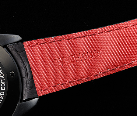 ^OEzC[ (TAG HEUER)