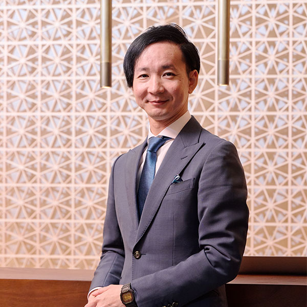 有限会社アイアイイスズ 代表取締役 / 飯間 賢治