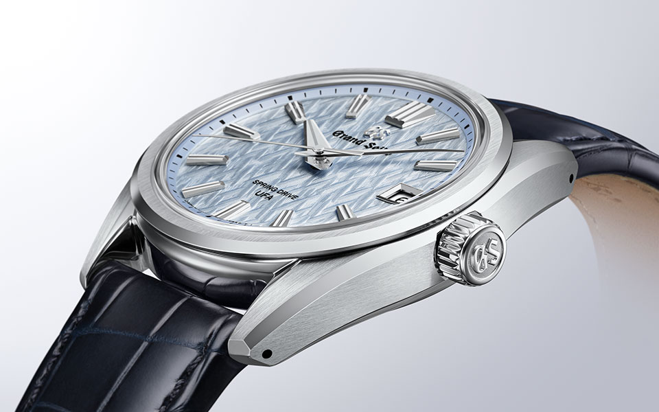 Watches and Wonders Geneva 2025で発表された新作、「キャリバー9RB2」を採用したプラチナケースの「SLGB001」