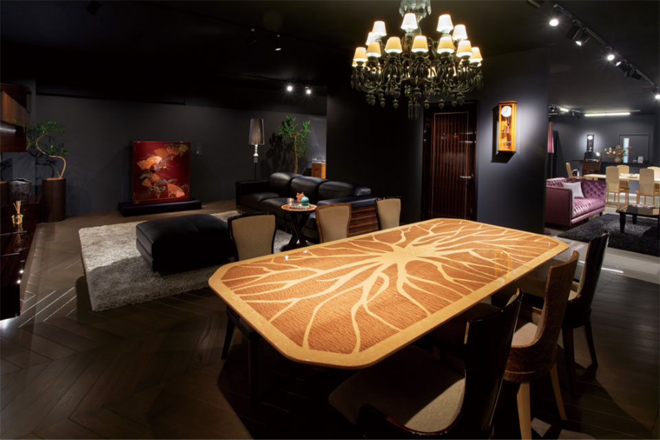 コンサバティブなイメージが強かったパールに、モダンな感性を取り入れた「バランス」。