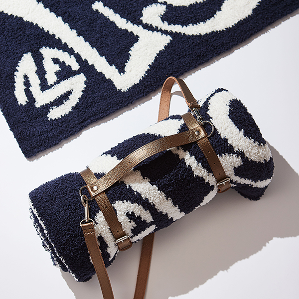 FRANCK MULLER FUTURE FORM　HALF BLANKET NAVY