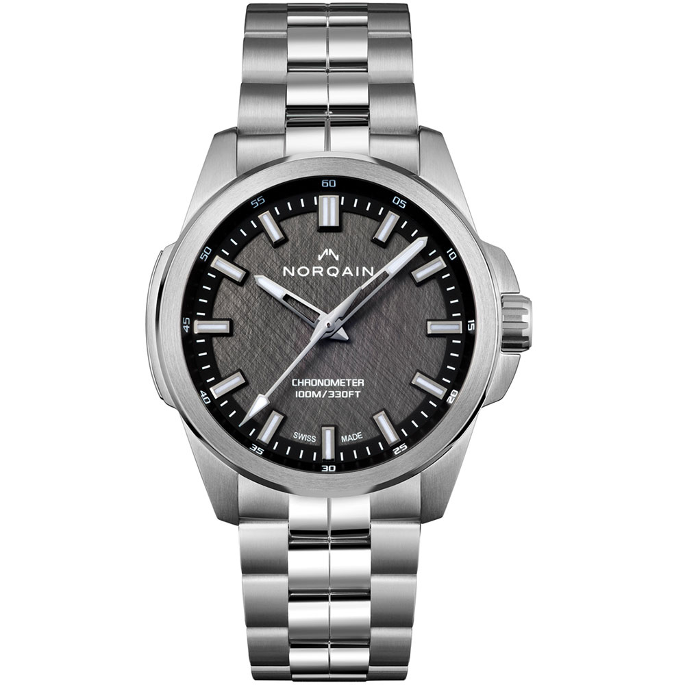 型番:NN3000S03A/BJ301/102SI<br />
ケース径:42mm<br />
防水機能:100m<br />
ムーブメント:自動巻き<br />
<br />
<br />
価格:572,000円(税込)<br />
<br />
<br />
スタッフの一言:<br />
<br />
「オールド スチール フィニッシュ」という、あえて傷をつけたような武骨なデザインの文字盤を採用したシンプルでスポーティーな雰囲気のモデルです。<br />
<br />
お問い合わせやご予約などは、こちらから↓<br />
https://kobayashi-tokeiten.com/inquiryform/<br />
「グレッシブを見た」と型番などのご記載もお願いします<br />