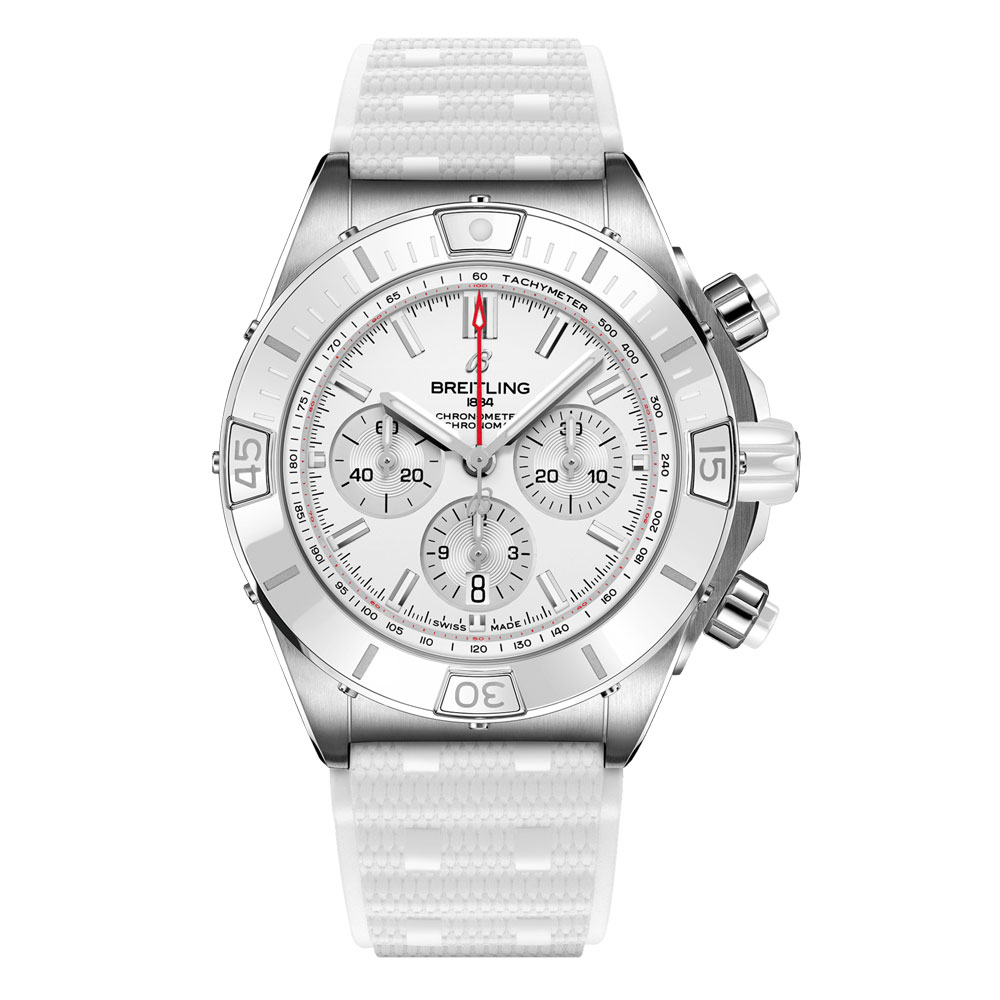 型番:AB0136A71A1S1<br />
ケース径:44mm<br />
防水機能:200m<br />
ムーブメント:自動巻き<br />
<br />
<br />
価格:1,369,500円(税込)<br />
<br />
<br />
スタッフの一言:<br />
<br />
あらゆる場面で着用できるクロノマットB01 44のベゼルにセラミック製のベゼルを使用したモデル<br />
<br />
日本のためだけに生産され、全てをホワイトで統一させた、スポーティーかつスタイリッシュな印象があります<br />
<br />
高品質なホワイトカラーのカジュアルさのある時計をお探しの方におススメしたい1本です<br />
<br />
<br />
お問い合わせやご予約などは、こちらをクリックしてください↓<br />
https://kobayashi-tokeiten.com/inquiryform/<br />
「グレッシブを見た」と型番などの記載もお願いします<br />
グレッシブ担当までご連絡いただけると、よりスムーズな対応をさせていただきます<br />