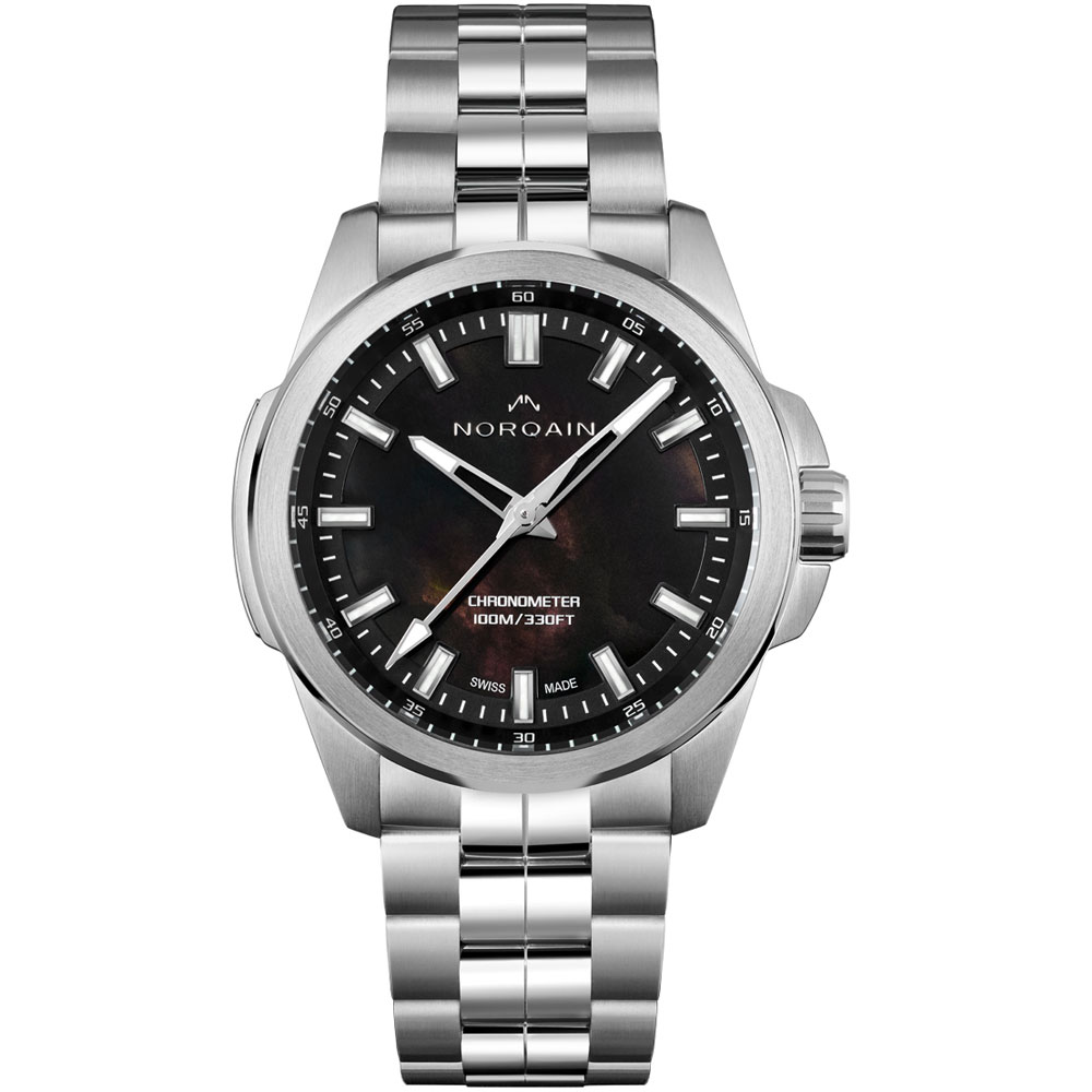 型番:NN3000S03A/MBJ301/102SI<br />
ケース径:42mm<br />
防水機能:100m<br />
ムーブメント:自動巻き<br />
<br />
<br />
価格:594,000円(税込)<br />
<br />
<br />
スタッフの一言:<br />
<br />
世界の頂点へ自信をもって挑み続ける探検家のために作られた、タフで男らしいデザインのモデル。<br />
<br />
文字盤にMOPを使用することで、タフさの中にエレガントさを感じることが出来るカッコよさを持っています。<br />
<br />
<br />
お問い合わせやご予約などは、こちらをクリックしてください↓<br />
https://kobayashi-tokeiten.com/inquiryform/<br />
「グレッシブを見た」と型番などの記載もお願いします<br />
グレッシブ担当までご連絡いただけると、よりスムーズな対応をさせていただきます<br />