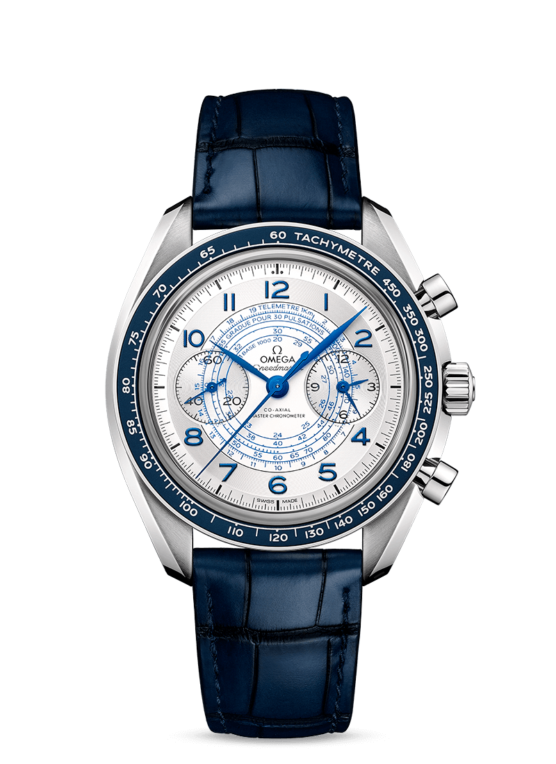 型番:329.33.43.51.02.001<br />
ケース径:43mm<br />
防水機能:5気圧<br />
ムーブメント:手巻き<br />
<br />
<br />
価格:1,408,000円(税込)<br />
<br />
<br />
スタッフの一言:<br />
<br />
伝説的なデザインと、1940年代から続くクロノグラフ ウォッチの歴史から得たモデル<br />
<br />
タキメーター、バルスメーター、テレメーターといった計測機能を持ったレザーストラップ仕様です<br />
<br />
シルバー文字盤のクロノグラフをお探しの方におススメしたい1本です<br />
<br />
<br />
お問い合わせやご予約などは、こちらをクリックしてください↓<br />
https://kobayashi-tokeiten.com/inquiryform/<br />
「グレッシブを見た」と型番などの記載もお願いします<br />
グレッシブ担当までご連絡いただけると、よりスムーズな対応をさせていただきます<br />
