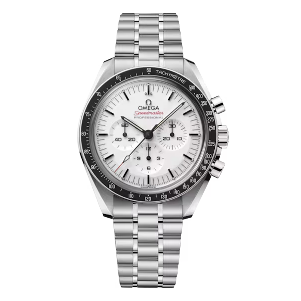 型番:310.30.42.50.04.001<br />
ケース径:42mm<br />
防水機能:5気圧<br />
ムーブメント:手巻き<br />
<br />
<br />
価格:1,254,000円(税込)<br />
<br />
<br />
スタッフの一言:<br />
<br />
世界で最も有名なクロノグラフともいえるスピードマスターから登場したホワイト文字盤モデル<br />
<br />
クロノグラフとしては珍しい真っ白な色は爽やかな印象があります<br />
<br />
他の人が持ってないようなレアなクロノグラフをお探しの方におススメしたい1本です<br />
<br />
<br />
お問い合わせやご予約などは、こちらをクリックしてください↓<br />
https://kobayashi-tokeiten.com/inquiryform/<br />
「グレッシブを見た」と型番などの記載もお願いします<br />
グレッシブ担当までご連絡いただけると、よりスムーズな対応をさせていただきます