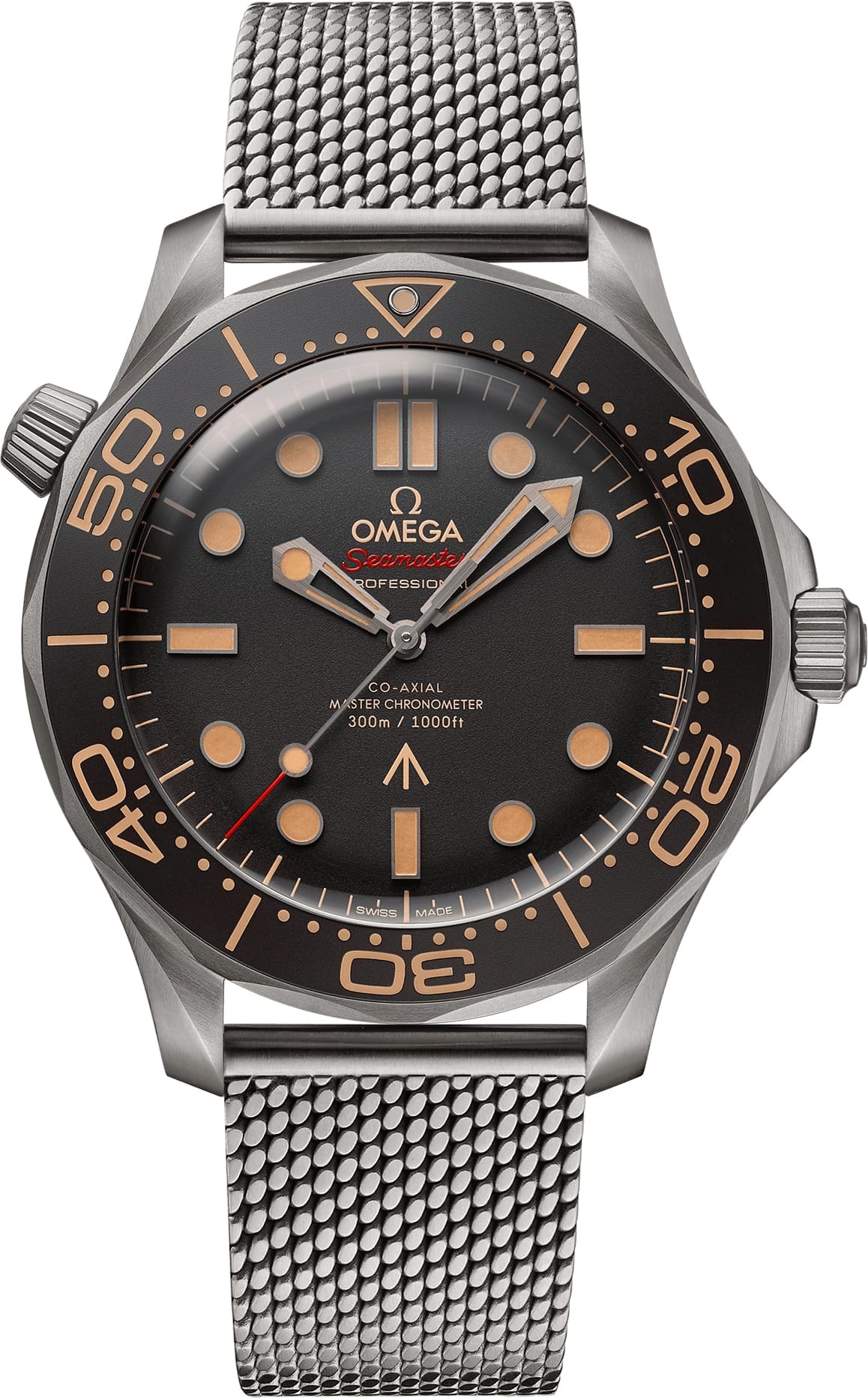 型番:210.90.42.20.01.001<br />
ケース径:42mm<br />
防水機能:300m<br />
ムーブメント:自動巻き<br />
<br />
<br />
価格:1,551,000円(税込)<br />
<br />
<br />
スタッフの一言:<br />
<br />
映画「007」とのコラボで誕生した軽さのあるチタン製ダイバーズウォッチ<br />
<br />
クラシカルな印象のカラーリングの文字盤と、メッシュブレスが特徴的です<br />
<br />
007ファンだけでなく、軽さのある上質なダイバーズウォッチをお探しの方におススメしたい1本です<br />
<br />
<br />
お問い合わせやご予約などは、こちらをクリックしてください↓<br />
https://kobayashi-tokeiten.com/inquiryform/<br />
「グレッシブを見た」と型番などの記載もお願いします<br />
グレッシブ担当までご連絡いただけると、よりスムーズな対応をさせていただきます