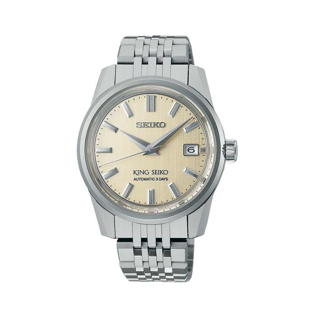 型番:SDKS015<br />
ケース径:39mm<br />
防水機能:10気圧<br />
ムーブメント:自動巻き<br />
<br />
<br />
価格:231,000円(税込)<br />
<br />
<br />
スタッフの一言:<br />
<br />
2022年に約50年ぶりに復活したキングセイコーのレトロさを感じれるシンプルモデル<br />
<br />
ケースとブレスレット。ともにエッジのきいた武骨さに懐かしさと新鮮さの両方を感じることが出来ます<br />
<br />
ビンテージ小物が好きな方におススメしたい1本です<br />
<br />
<br />
お問い合わせやご予約などは、こちらをクリックしてください↓<br />
https://kobayashi-tokeiten.com/inquiryform/<br />
「グレッシブを見た」と型番などの記載もお願いします<br />
グレッシブ担当までご連絡いただけると、よりスムーズな対応をさせていただきます<br />