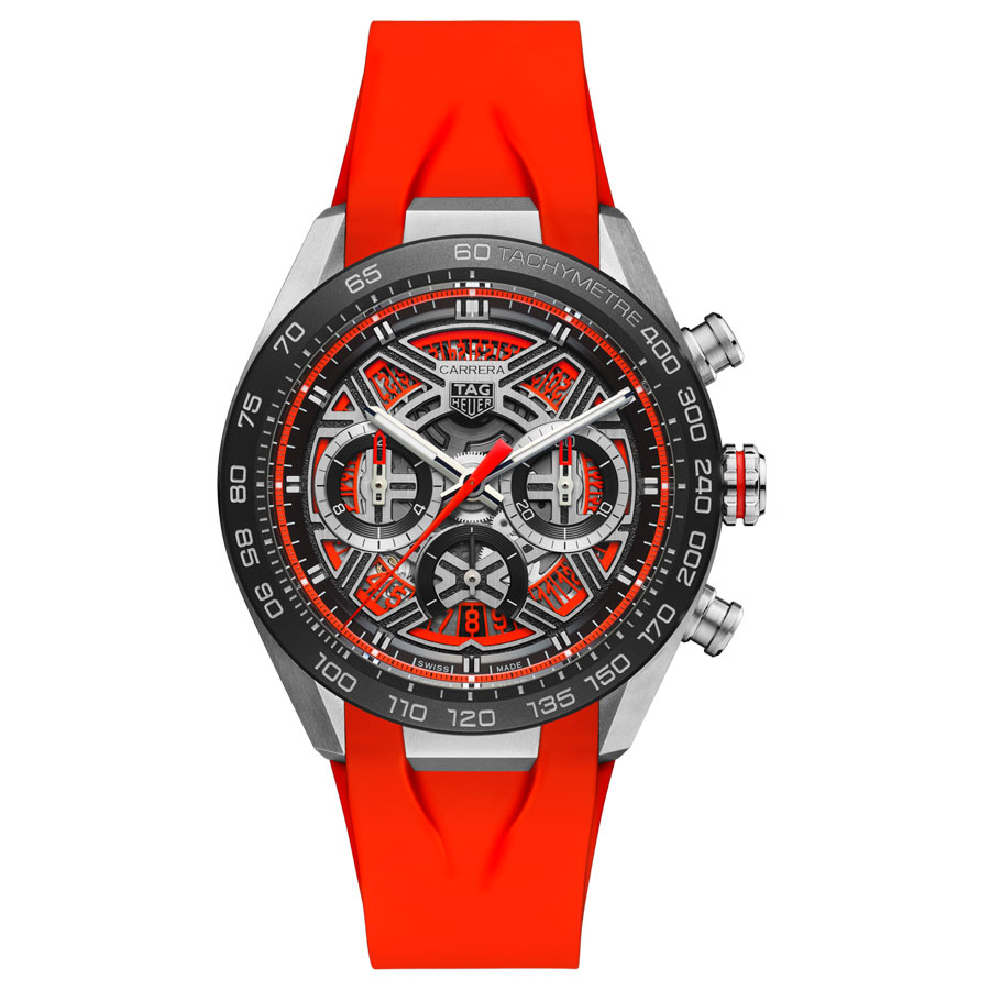 型番: CBU2082.FT6275<br />
ケース径:44mm<br />
防水機能:100m<br />
ムーブメント:自動巻き<br />
<br />
<br />
価格:1,166,000円(税込)<br />
<br />
<br />
スタッフの一言:<br />
<br />
80時間のパワーリザーブを備えた自社ムーブメント搭載の、チタンケース製カレラクロノグラフ<br />
<br />
手の込んだスケルトン文字盤はこれまでのカレラ以上に上質になったカッコよさを持っています<br />
<br />
スケルトンにレッドのカラーリングと男性心を掴むデザインは魅力的です<br />
<br />
<br />
お問い合わせやご予約などは、こちらから↓<br />
https://kobayashi-tokeiten.com/inquiryform/<br />
「グレッシブを見た」と型番などの記載もお願いします<br />
グレッシブ担当までご連絡いただけると、よりスムーズな対応をさせていただきます