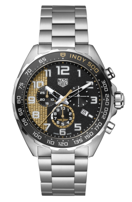 型番:CAZ101AU.BA0842<br />
ケース径:43mm<br />
防水機能:200m<br />
ムーブメント:クォーツ<br />
<br />
<br />
価格:357,500円(税込)<br />
<br />
<br />
スタッフの一言:<br />
<br />
文字盤全体に「インディ500」らしさを詰め込んだ、フォーミュラー1シリーズの特別なモデル<br />
<br />
シックな色使いは、休日のスポーティーなファッションによく似あい、渋めなカッコよさを感じることが出来ます<br />
<br />
モータースポーツファンには特におすすめしたいスペシャルモデルとなっています<br />
<br />
<br />
お問い合わせやご予約などは、こちらをクリックしてください↓<br />
https://kobayashi-tokeiten.com/inquiryform/<br />
「グレッシブを見た」と型番などの記載もお願いします<br />
グレッシブ担当までご連絡いただけると、よりスムーズな対応をさせていただきます<br />