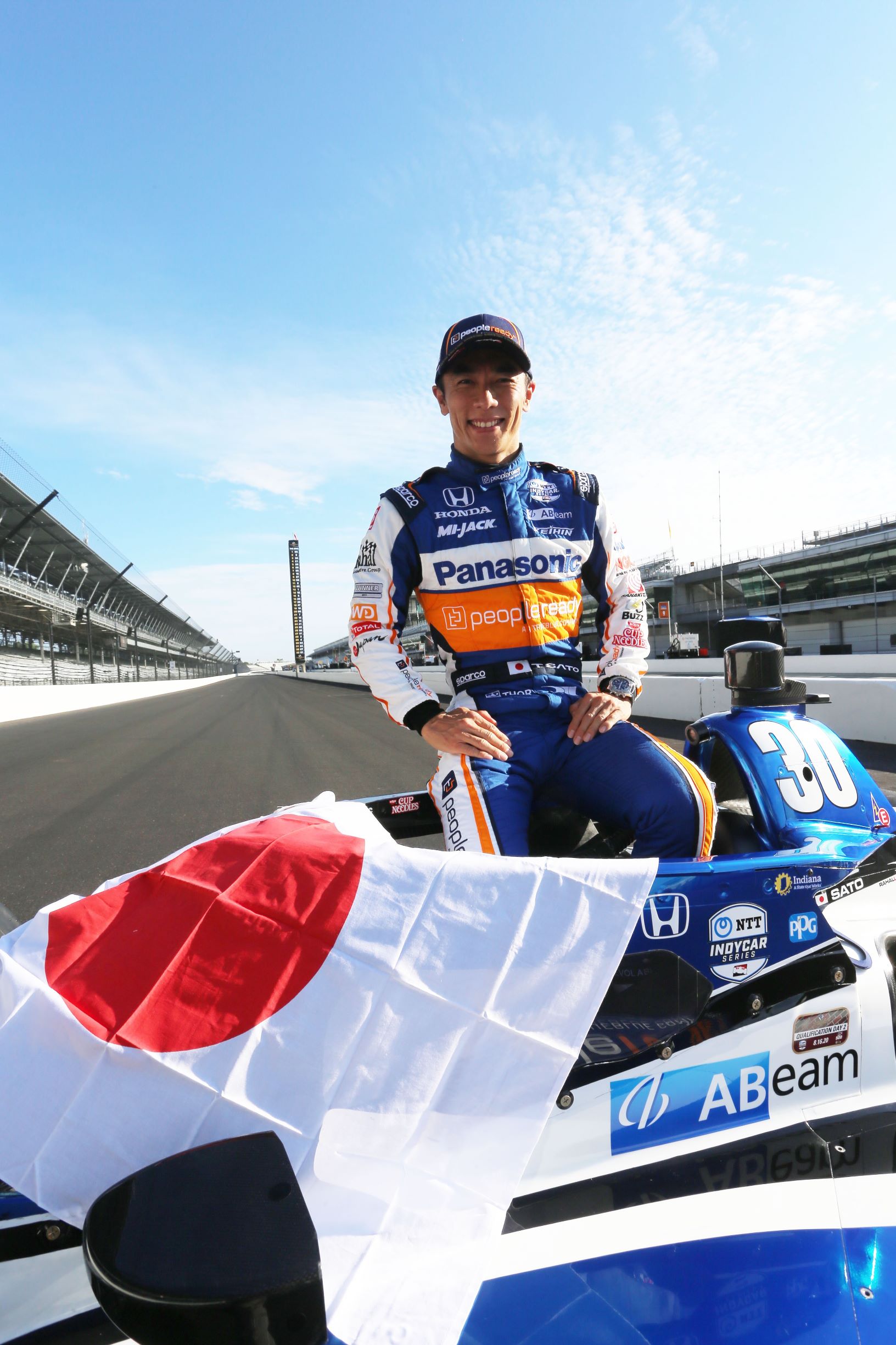 ブライトリング ジャパン・レーサーズスクワッドのメンバー、 佐藤琢磨さんが、INDY 500 で自身2度目の優勝を成し遂げられました！