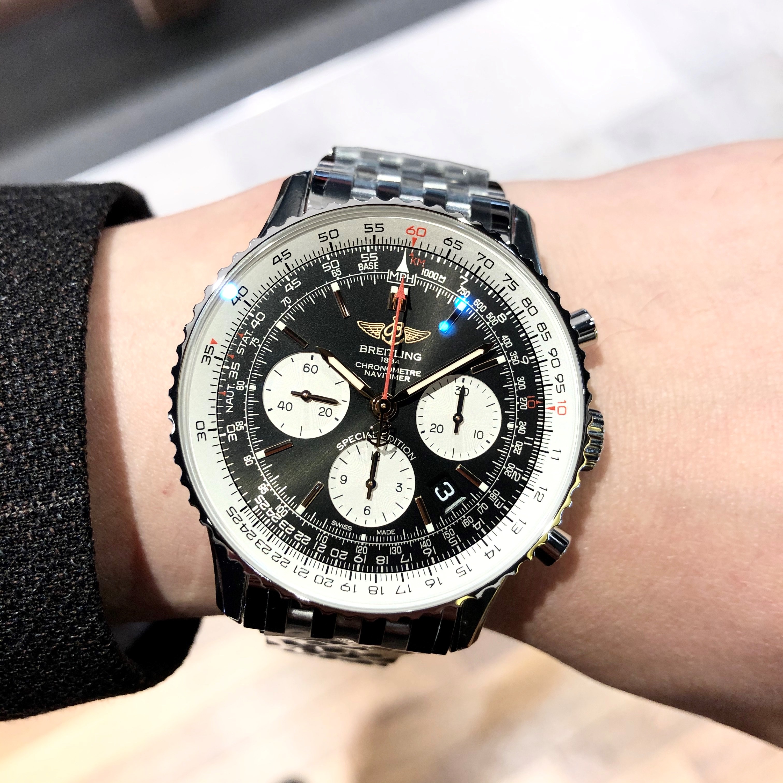 ブライトリング BREITLING AB0121 ナビタイマー B01クロノグラフ 43 ジャパンエディション クロノグラフ 自動巻き メンズ 良品 _769828