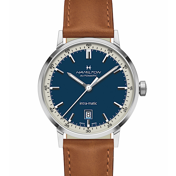 イントラマティック<br />
H38425540<br />
<br />
自動巻、40mm、5気圧防水、<br />
ステンレススチール、<br />
ブラウンカーフレザーストラップ<br />
<br />
126,500円(税込)<br />
<br />
※2021年7月現在の価格、在庫状況です。<br />
販売済みによる欠品については、ご容赦ください。<br />