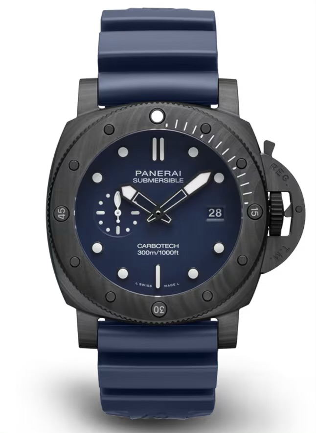 ムーブメント：自動巻き P.900キャリバー<br />
ケース直径：44mm<br />
ケース：カーボテック<br />
ストラップ素材：ダークブルーラバー<br />
パワーリザーブ： 約3日間<br />
防水性能：30気圧 <br />
価格：￥2,805,000（税込）