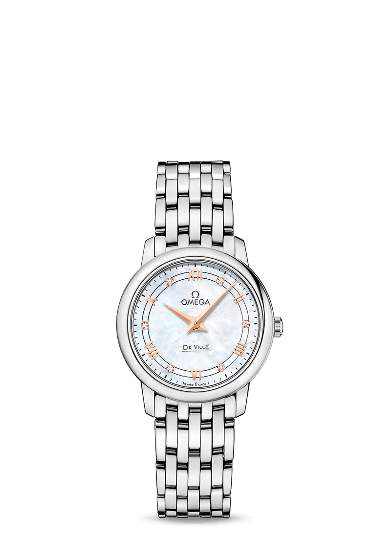 69.デヴィル プレステージ クオーツ27.4 mm<br />
<br />
価格:¥429,000<br />
品番:424.10.27.60.55.001<br />
ケース: ステンレススティール<br />
ケース直径: 27.4 mm<br />
防水: 3 気圧 (30 メートル / 100 フィート)<br />
<br />
キャリバー: オメガ 1376<br />
ロジウムめっき仕上げのクォーツ・プレシジョン・ムーブメント。<br />
電池寿命:48ヵ月<br />
ダイアルの色: ホワイト/6Pダイヤ<br />
<br />
クリスタル: 内側に無反射処理を施したドーム型強化サファイアガラス<br />
素材: ステンレススティール<br />
クラスプの種類: スライディンググクラスプ<br />
<br />
<br />
「デ・ヴィル プレステージ」/オメガ「デ・ヴィル プレステージ」コレクションは、そのクラシカルでエレガントなデザインが、多くのオメガ愛好家を惹きつけています。豪華な仕上げとタイムレスなデザインを備えたシンプルなスタイルが特徴です。<br />
2つのゾーンに分かれたブラックのダイアルには、3時、6時、9時、12時位置にローマ数字のアワーインデックスが付属しており、傷の付きにくいサファイア・クリスタル ガラスで保護されています。<br />
ベゼルは、ステンレススティール製ブレスレットが付いた、直径27.4mmのステンレススティール製ケースに取り付けられています。高性能クォーツムーブメント、キャリバー1376搭載。<br />
<br />
名古屋栄三越にはオメガ(OMEGA)の在庫を多数ご用意いたしております。オメガ(OMEGA)なら名古屋栄三越6階時計までお申し付けください。<br />
<br />
名古屋栄三越についてのお問合せは・・・<br />
<br />
〒460-8669 愛知県名古屋市中区栄3-5-1<br />
TEL:052-252-3743 (6階 ウォッチ&ジュエリー)<br />
定休日:不定休<br />
営業時間:10:00~19:00