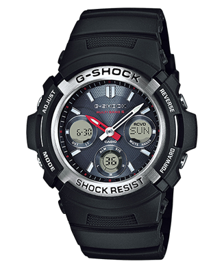 電波ソーラーG-SHOCKのスタンダードモデル、AWG-100がマルチバンド6となって新登場。<br />
<br />
実用的な月日、曜日一括表示を備えたベーシックなデザインは踏襲。利便性を追求し、計測タイム確認時などに針が液晶表示の上に重なって見づらい場合、簡単なボタン操作で針を一時的に移動させる機能を搭載しました。また、G-SHOCKのブランドカラーであるブラック×レッドのモデルに加え、人気のブラック×ブルー、新色のグリーン×ゴールドをラインアップ。基本性能を磨き上げたデジタルとアナログのコンビネーションモデルG-SHOCKの新作が登場です。<br />
・ 世界6局(日本2局、中国、アメリカ、イギリス、ドイツ)の標準電波を受信し、時刻を自動修正するマルチバンド6<br />
・ ボタン操作で時分針をデジタル表示上から一時的に移動させる針退避機能<br />
・ タフソーラー<br />