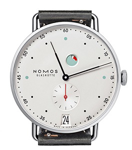 ■ケース:ステンレススチール、2ピース構造<br />
■ストラップ:ホーウィン社製シェルコードバン<br />
■ガラス:サファイアクリスタルガラス<br />
■ケースサイズ: 37.0mm 厚み:7.65mm<br />
■機能:スモールセコンド、ストップセコンド機構、シースルーバック、<br />
日付表示、パワーリザーブ表示、クイックチェンジストラップ<br />
■ムーヴメント:DUW 4101―自社製ノモスキャリバー、手巻き(パワーリザーブ42時間)<br />
■防水性:3気圧防水<br />
■付属品:保証書、取扱説明書、専用BOX<br />
<br />
商品番号 MT1D4W2<br />
<br />
税込 484,000円<br />
<br />
*商品の在庫などお気軽にお問い合わせ下さい。<br />
品切れの際はご容赦下さい。<br />