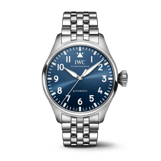 型番:IW329304<br />
ケース径:43.0mm<br />
防水:10気圧防水<br />
<br />
価格:1,534,500円(税込)<br />
<br />
43mmという人間工学に基づいたケースサイズによる汎用性の高さを兼ね備えた時計です。<br />
機能性を重視したコックピットの計器を想起させるデザインと、ビッグ・パイロットならではの大きな円錐型のリューズが最大の特徴です。<br />
手首で際立つ存在感と、快適な着け心地を実現してくれる1本で、スーツスタイルにも合わせやすく映えるモデルです。<br />
<br />
カレンダー機能が無く、シンプルな時計をお探しの方にオススメな商品となっております。<br />
<br />
ストラップに「EasX-CHANGE」システムを採用しているので、気分によって簡単にストラップを交換できるのもポイントです!<br />
<br />
<br />
お問い合わせは→http://kobayashi-tokeiten.com/inquiryform/ で大分店にチェックをしてお問い合わせください。