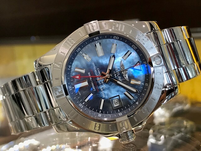 ブライトリング(BREITLING) アベンジャーII GMT ブルーマザー・オブ ...