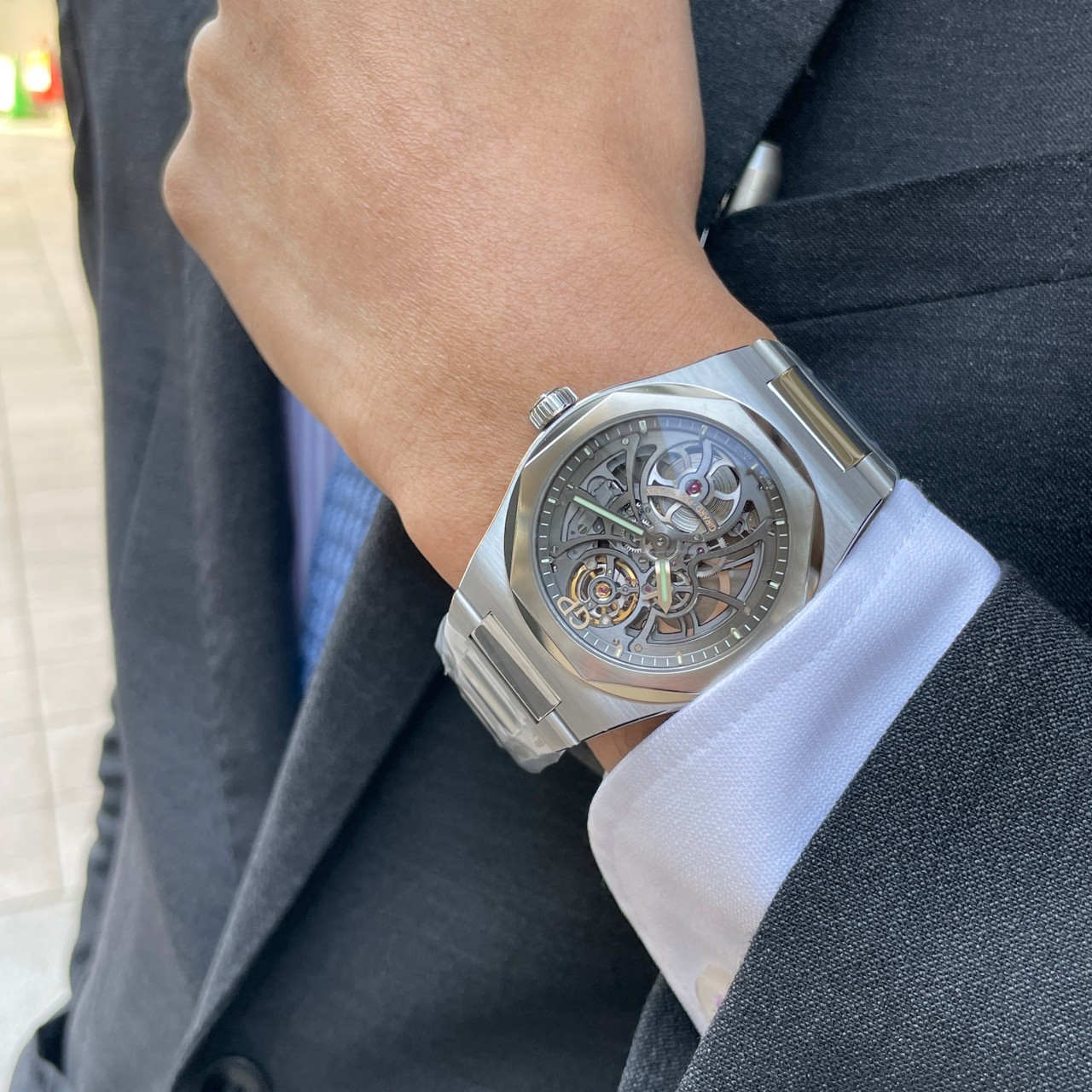 ジラール・ペルゴ(GIRARD-PERREGAUX) ロレアート スケルトン