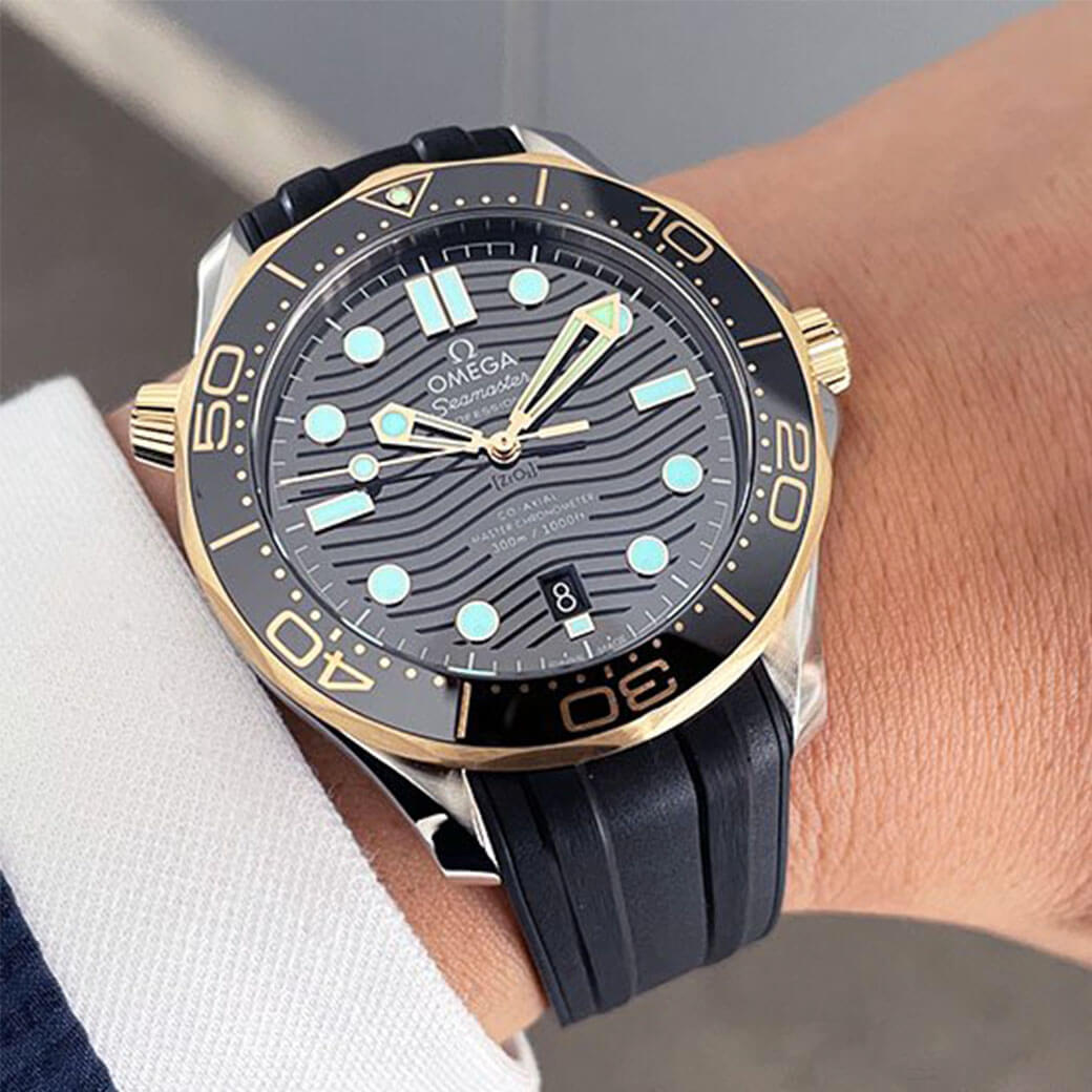 オメガ(OMEGA) シーマスター ダイバー 300M 42MM 210.22.42.20