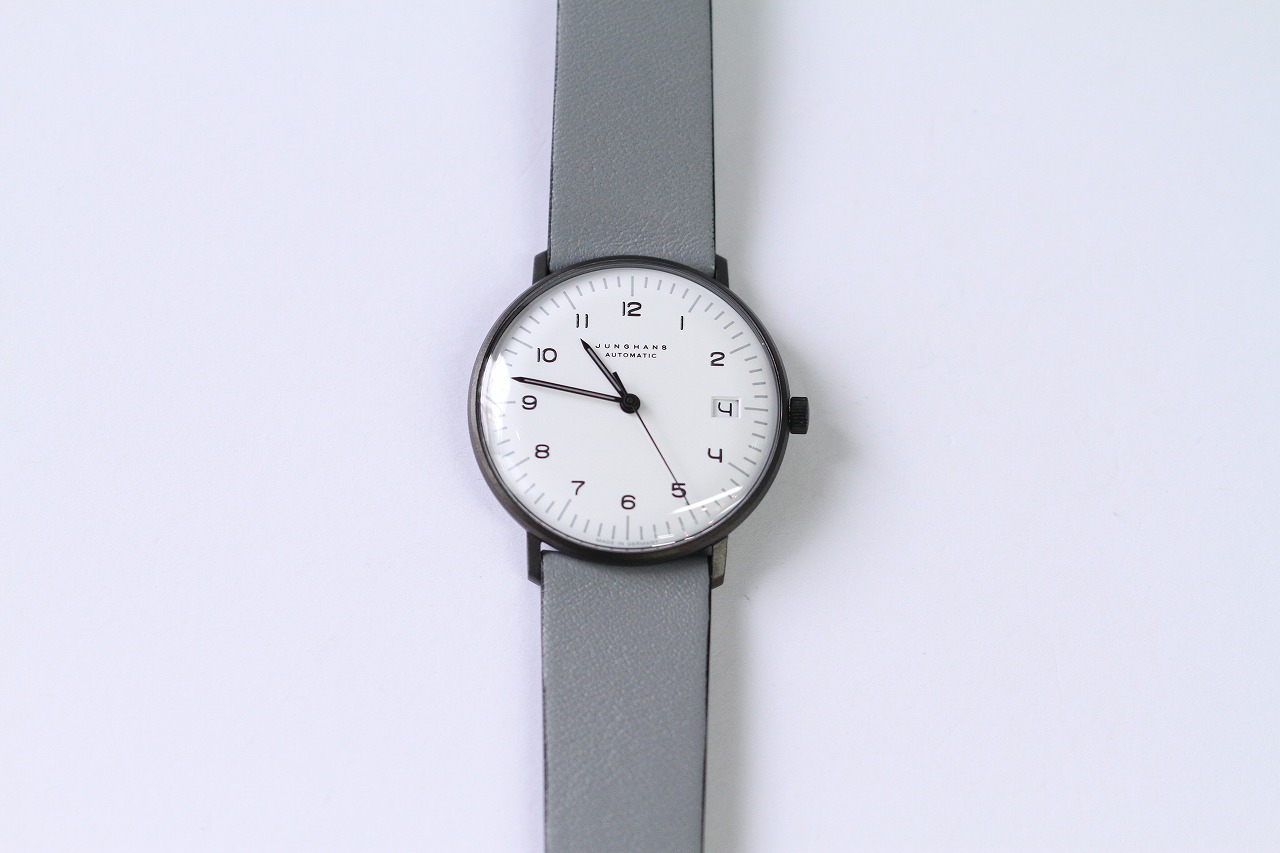 ユンハンス(JUNGHANS) ﾏｯｸｽ・ﾋﾞﾙ ｵｰﾄﾏﾃｨｯｸ ﾌﾞﾗｯｸ＆ﾎﾜｲﾄ 34mm | 林時計 