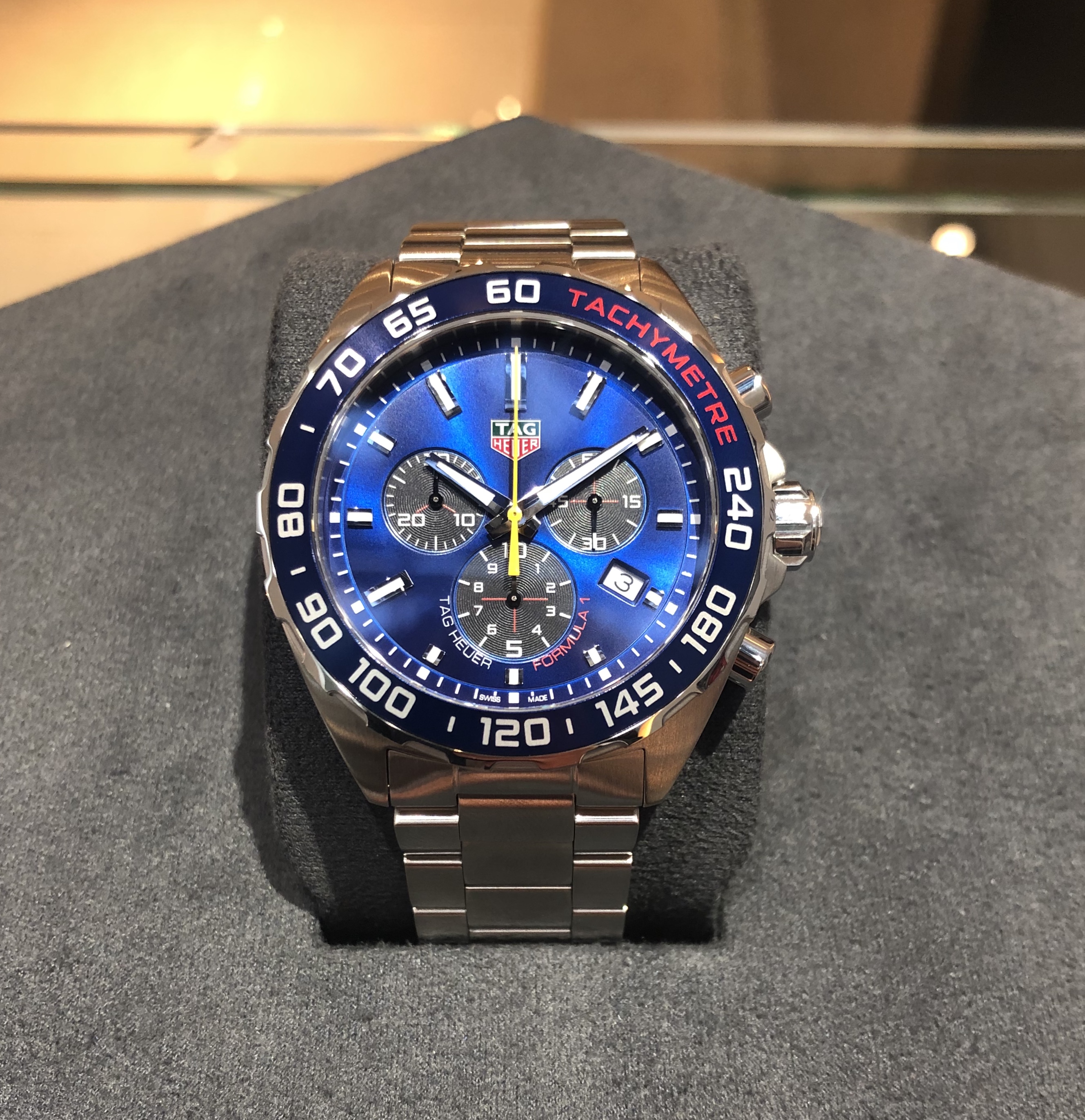 史上一番安い TAG タグホイヤーフォーミラ1クロノグラフレッドブルーレーシングスペシャルエディション - Heuer 腕時計(アナログ