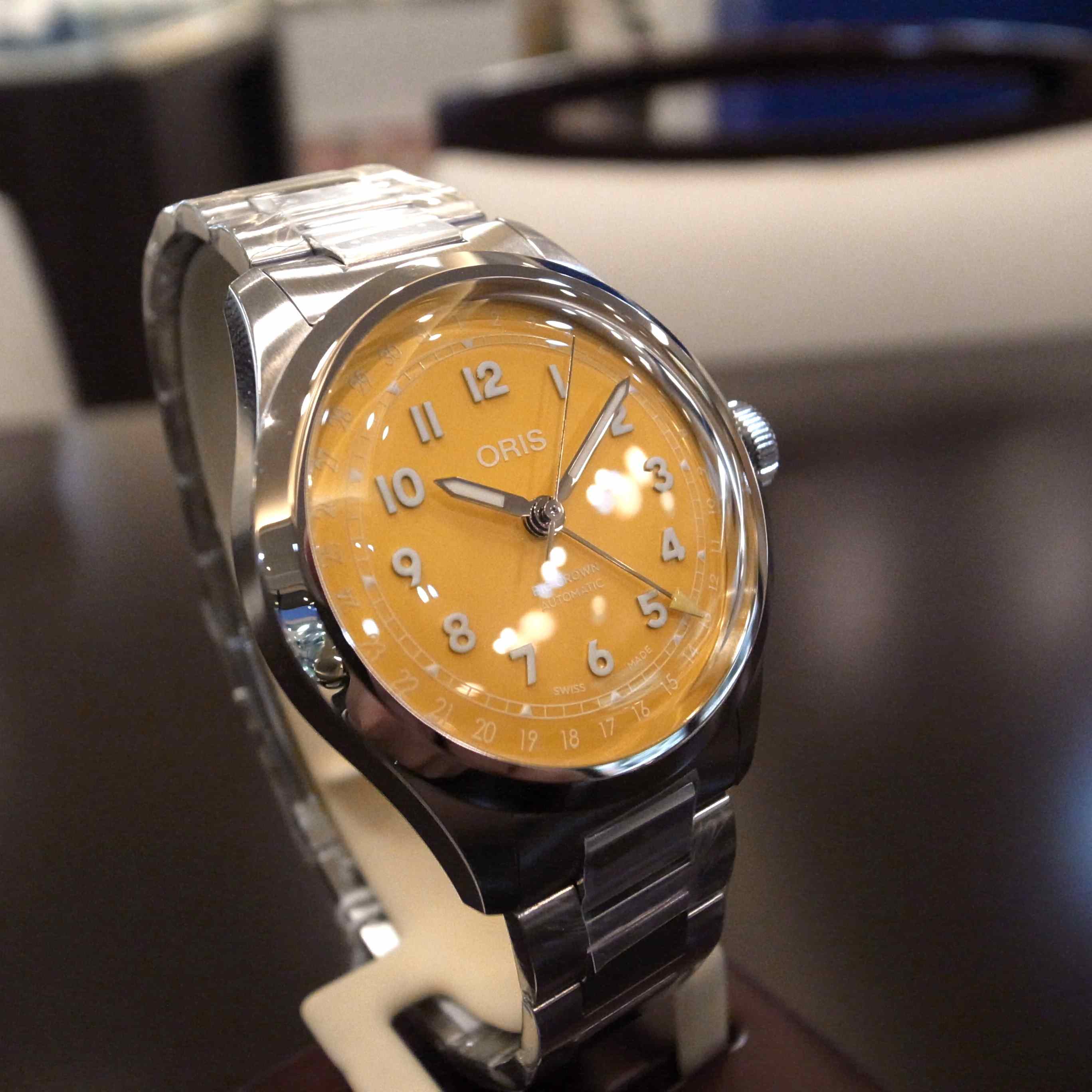 ビッグクラウン ポインターデイト