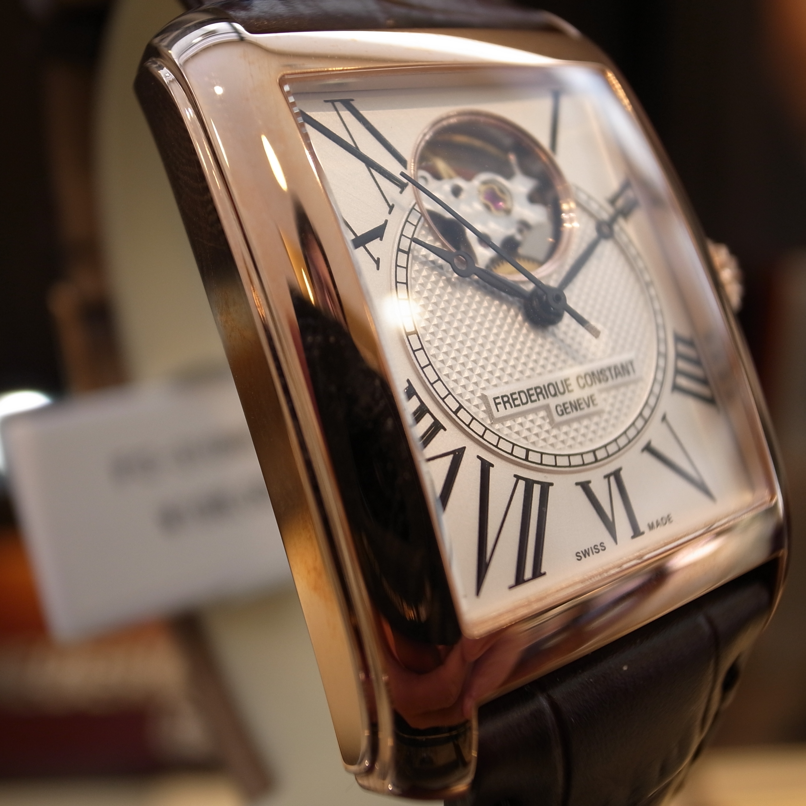 フレデリック・コンスタント(FREDERIQUE CONSTANT) クラシック カレ 