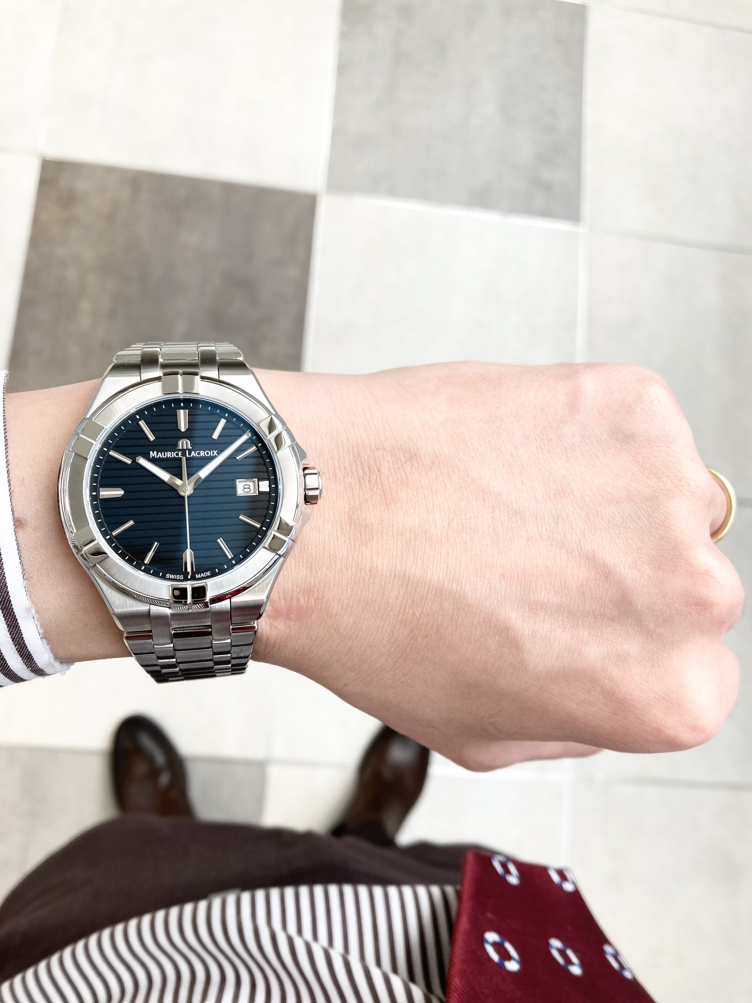 モーリスラクロア　AIKON Date 42mm 腕時計(アナログ) 時計 メンズ サイト