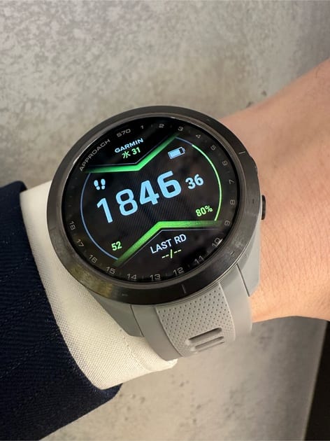 週末値引き　Garmin S70 ガーミンApproach S70 Black未使用になります