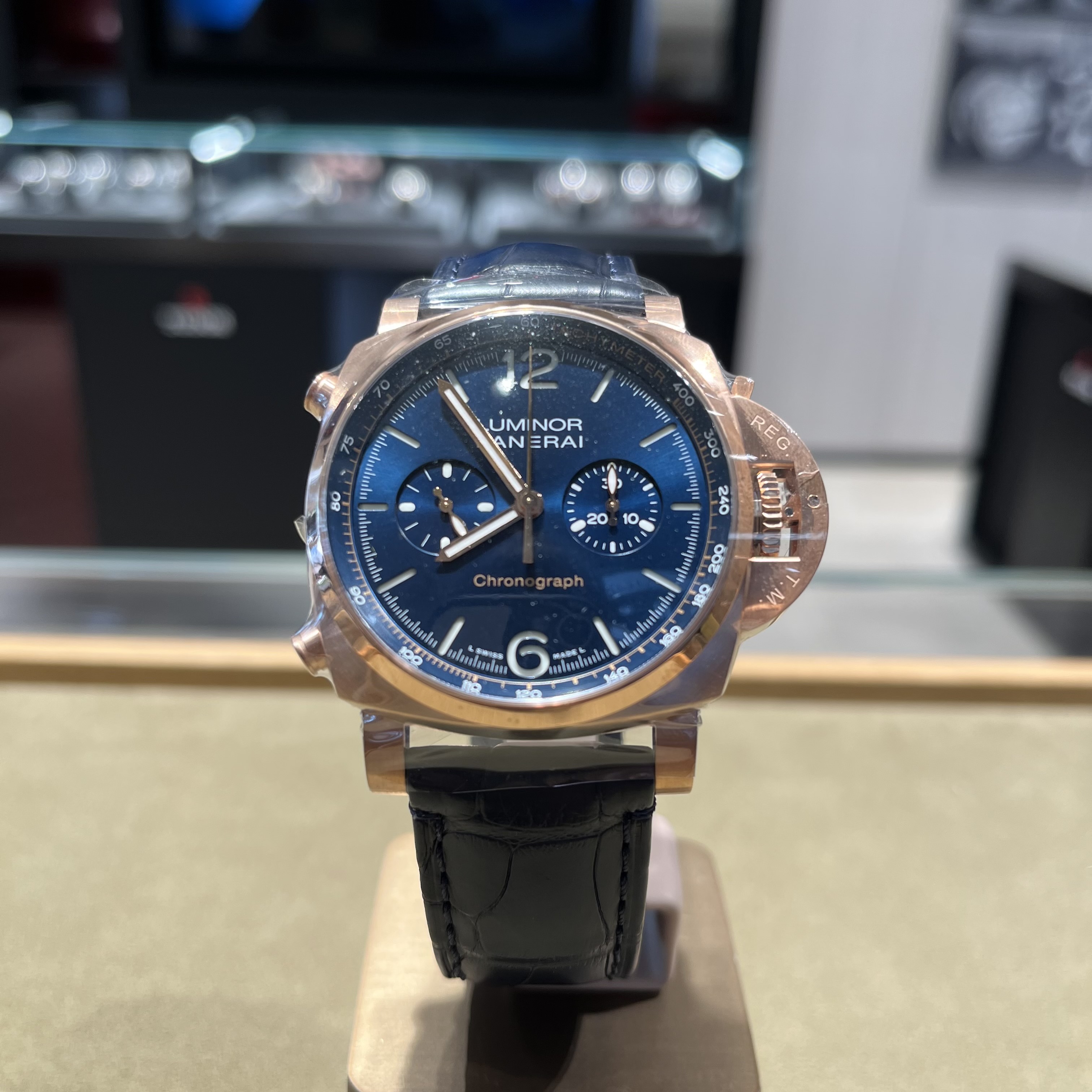 パネライ(PANERAI) ルミノール クロノ ゴールドテック™ ブルー