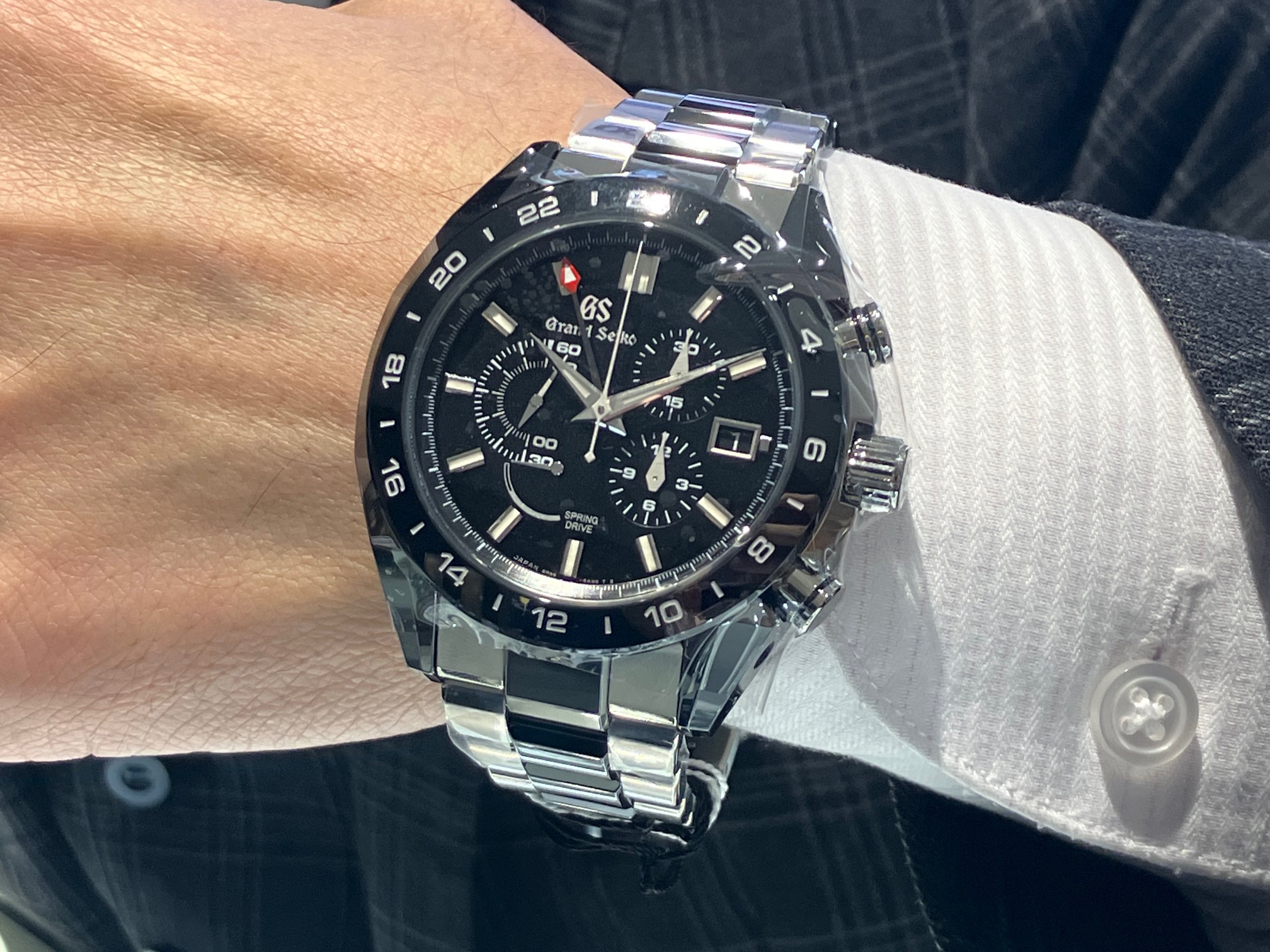 グランドセイコー(Grand Seiko) スポーツコレクション ブラックセラミックモデル SBGC223 | 安心堂 沼津店 |  ブランド腕時計の正規販売店紹介サイトGressive/グレッシブ