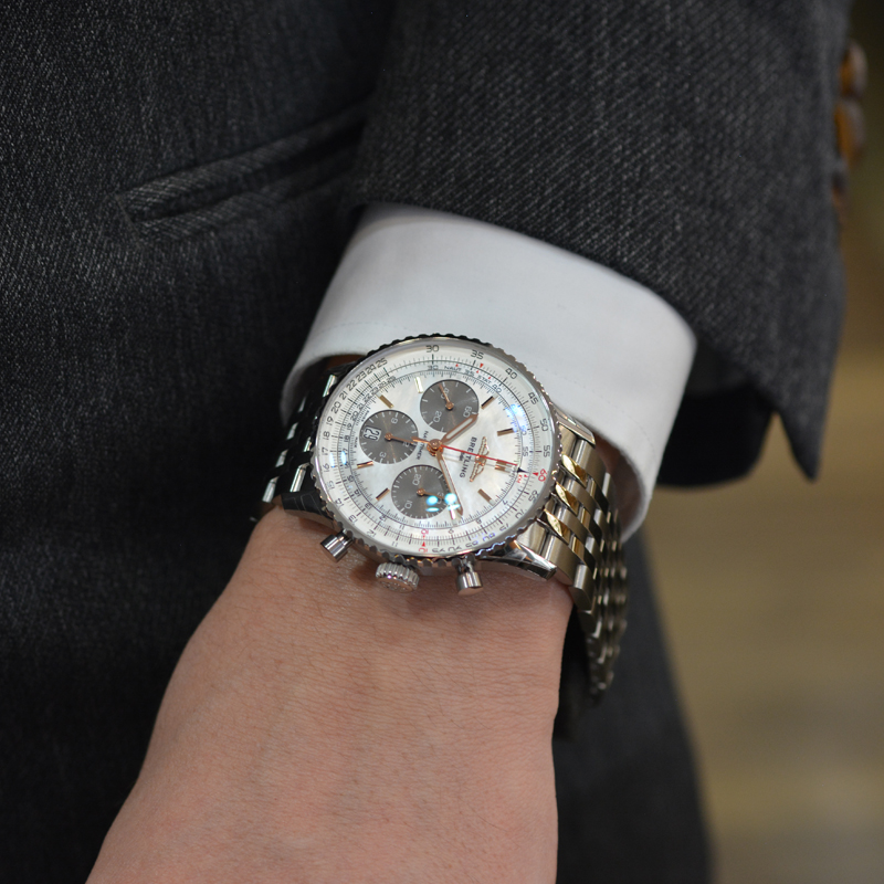 ブライトリング(BREITLING) ナビタイマーB01 クロノグラフ41 ジャパン