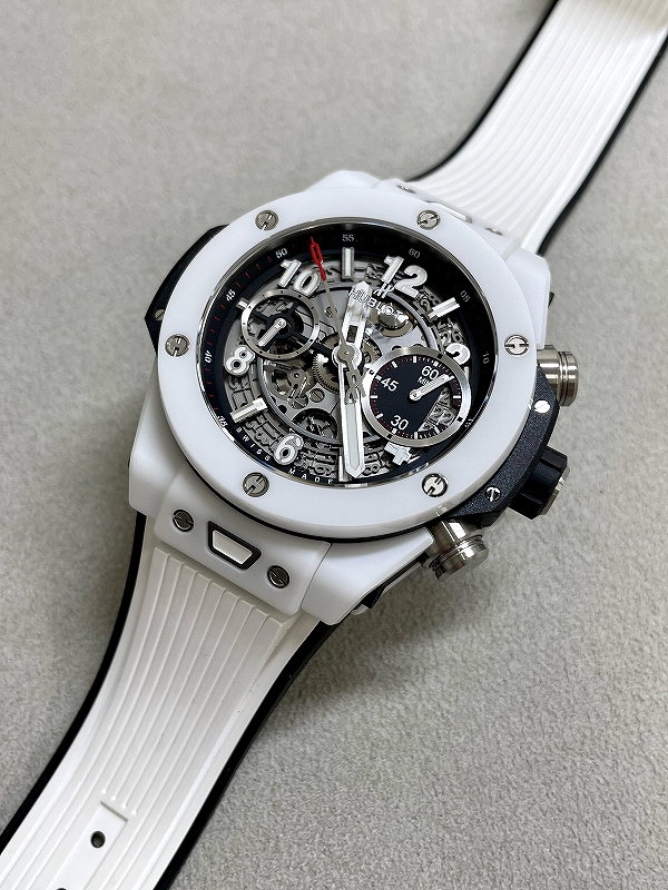 HUBLOT  BIGBANG UNICO white ceramic