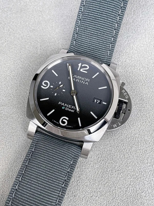 パネライ(PANERAI) ルミノールマリーナ ESteel™ Grigio Roccia