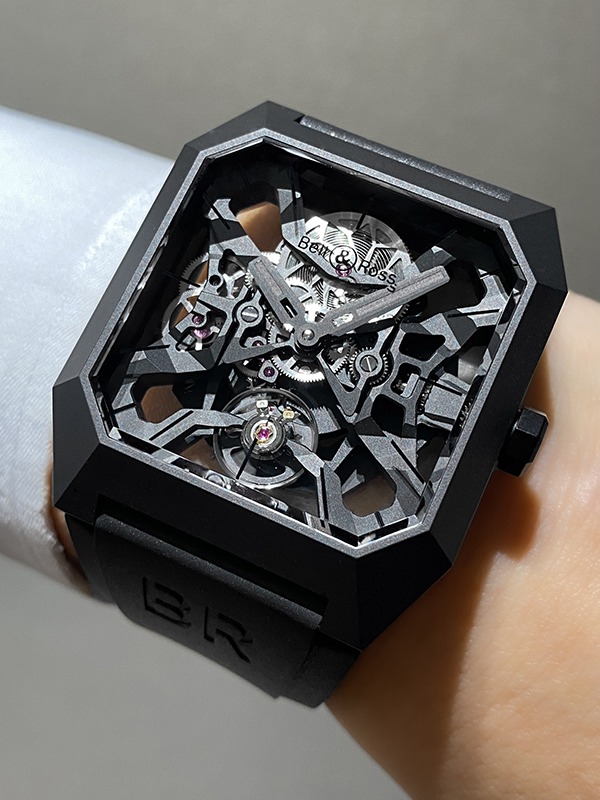 ベル＆ロス BR-03 Cyber Ceramic BR03-CYBER-CE