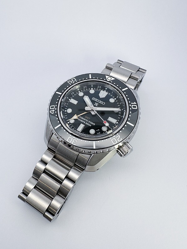 PROSPEX SBEJ011
