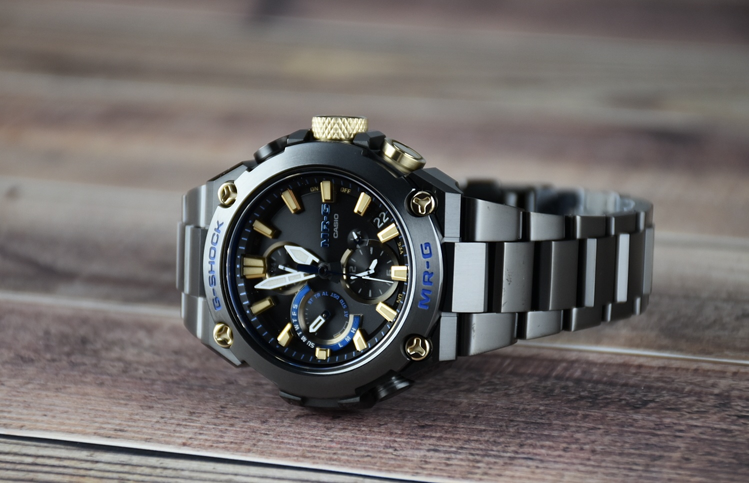 カシオ G-SHOCK･MR-G 電波時計 MRG-B2000R-1AJR TI ソーラークォーツ