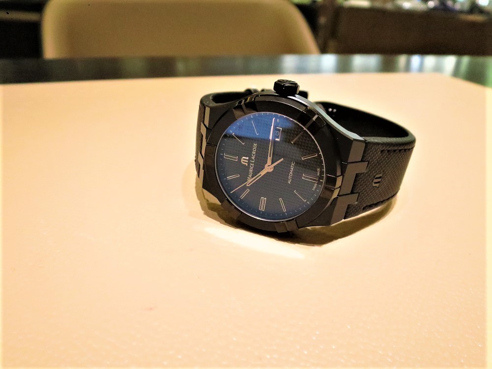 モーリス・ラクロア(MAURICE LACROIX) アイコンオートマティック42mm 