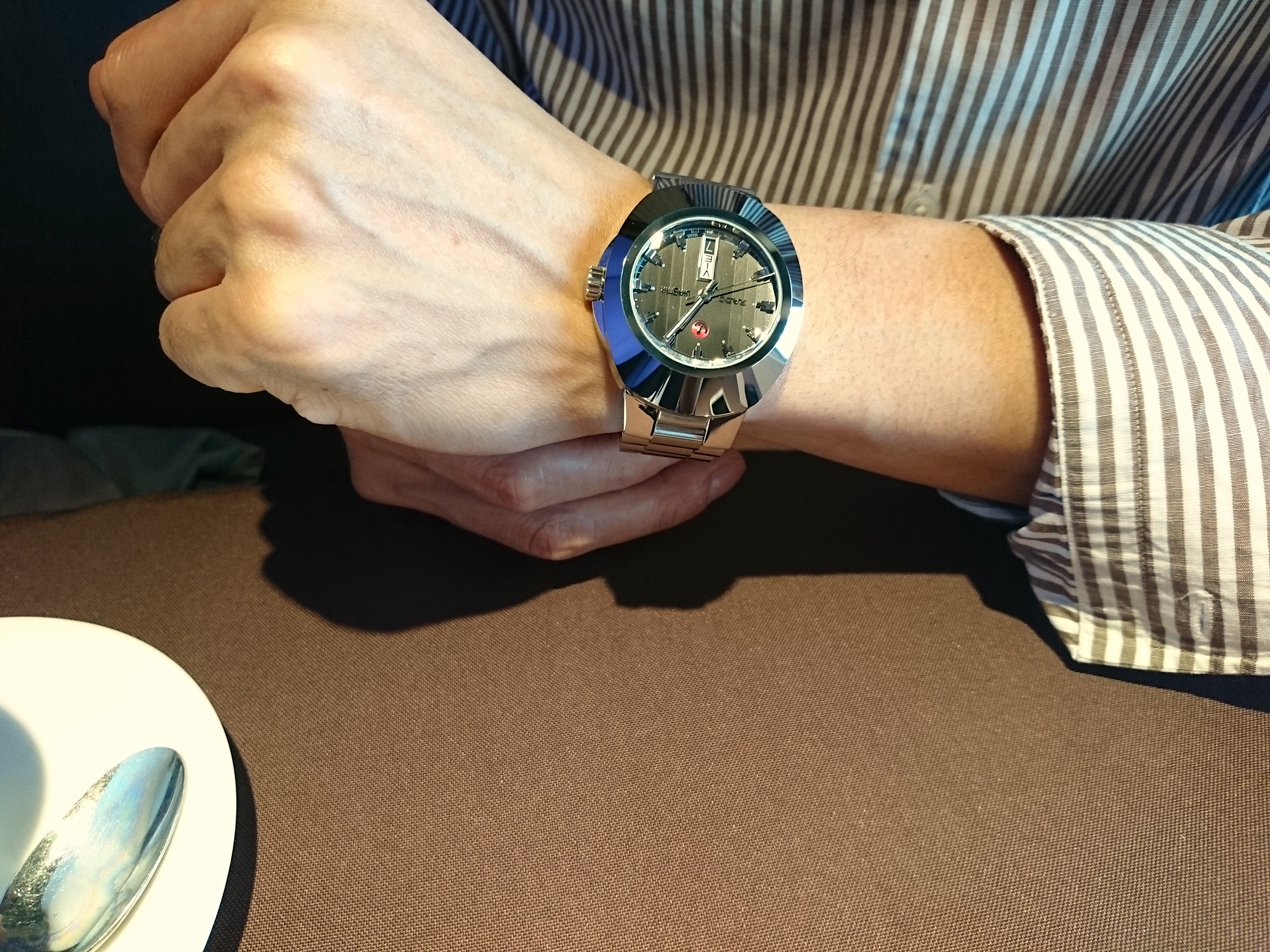 ラドー(RADO) ニューオリジナル（シルバー ブラック） New Original Automatic | ブランド腕時計の正規販売店紹介サイトGressive/グレッシブ