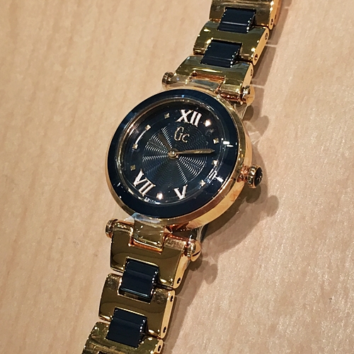 ジーシー ウォッチ Gc Watches レディ シック 25mm Rgpvd Mop ブルー Lady Chic 25mm Yl7 ブランド腕時計の正規販売店紹介サイトgressive グレッシブ