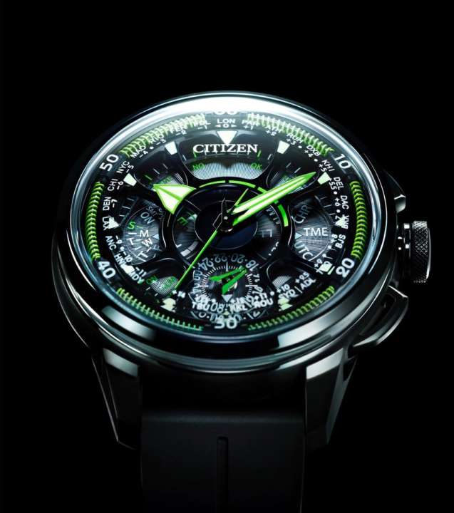 CITIZEN サテライトウェーブ エコ・ドライブ CC7005-16E