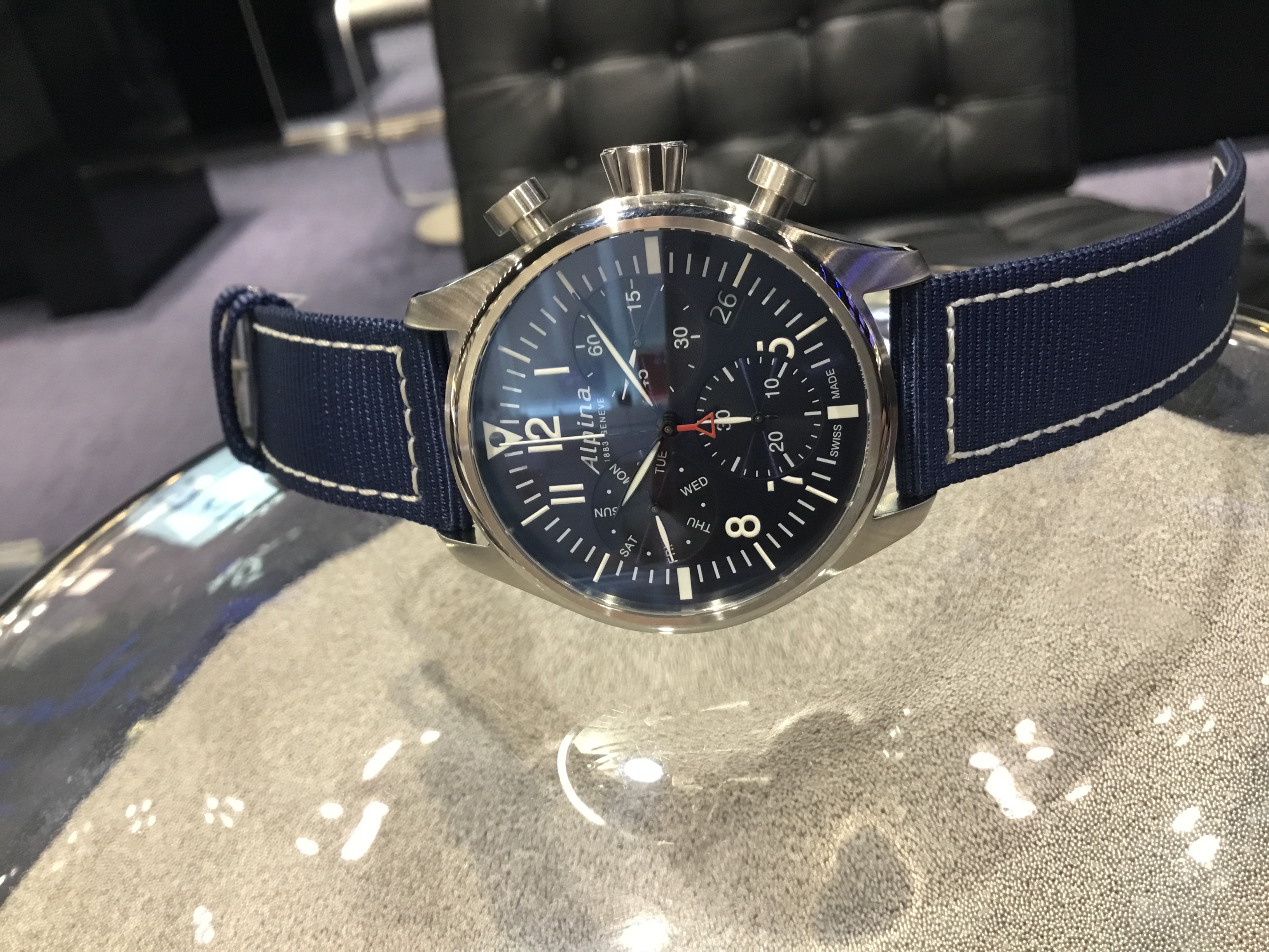 アルピナ Alpina Alpina Startimer Pilot Chronograph ブランド腕時計 の正規販売店紹介サイトgressive グレッシブ