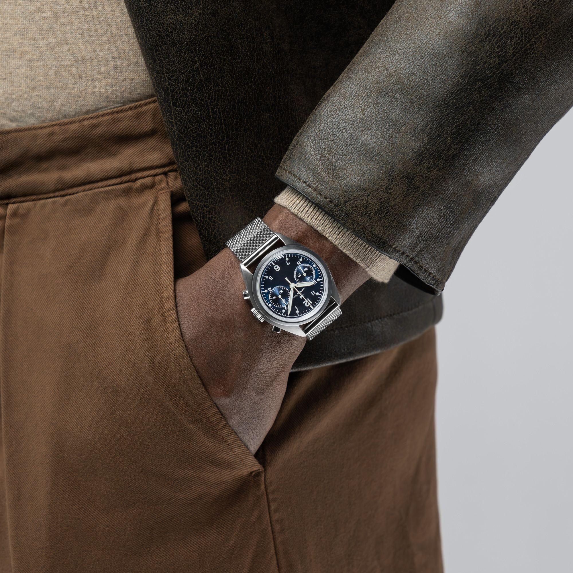 カーキ アビエーション パイロット パイオニア メカニカル クロノ 40mm ブルー H76409140