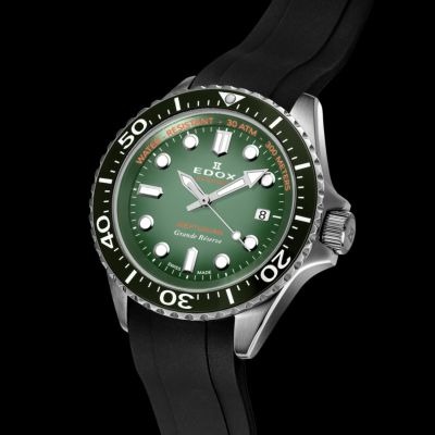 ネプチュニアン グランデ リザーブ デイト オートマティック ラバー  42mm  グリーン  80801-3VCA-VDN