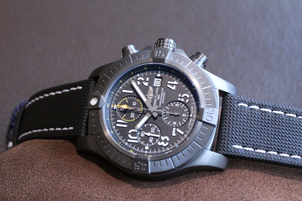 ブライトリング(BREITLING) アベンジャー クロノグラフ 45