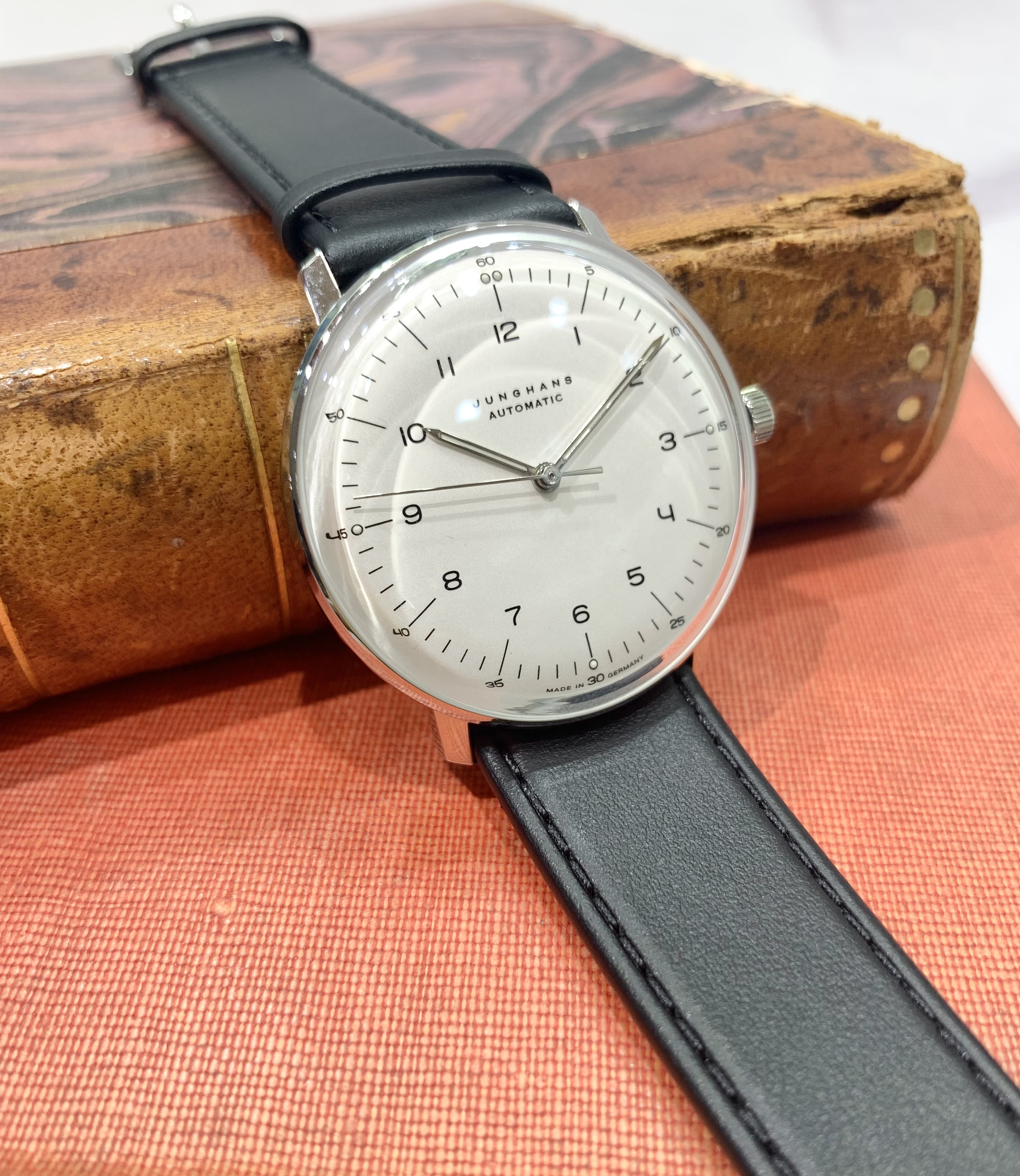 ユンハンス(JUNGHANS) Max Bill sapphire glass サファイアガラス JH