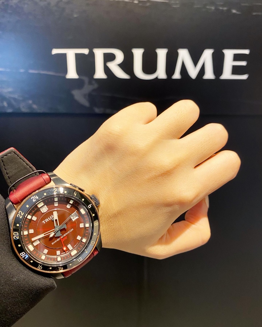 トゥルーム Trume エルコレクション L Collection Breakline Tr Me06 ブランド腕時計の正規販売店紹介サイトgressive グレッシブ