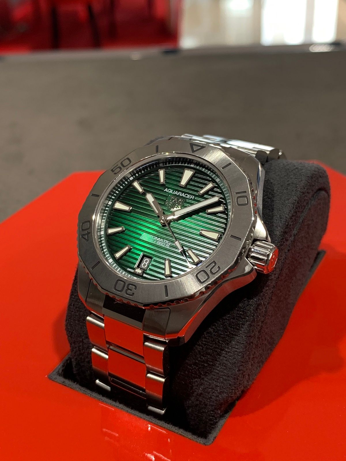 タグ・ホイヤー(TAG Heuer) アクアレーサー プロフェッショナル200